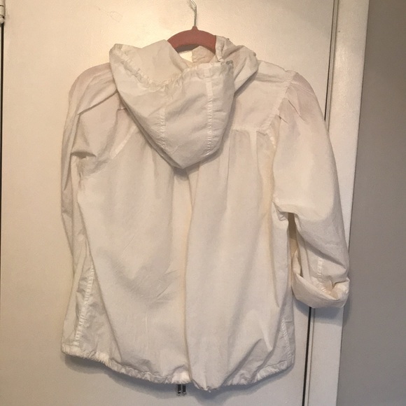 Maple Lightweight Removable Hooded Jacket - Picture 5 of 6